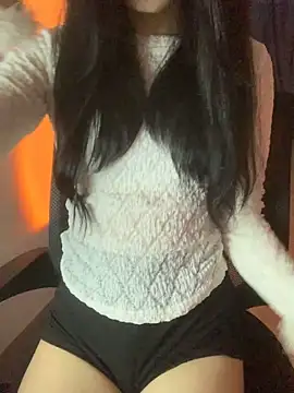 Snapshot of Jennybae23 chatting on 02/08/26, 08:29 Jennybae23 online show from 02/08/26, 08:29