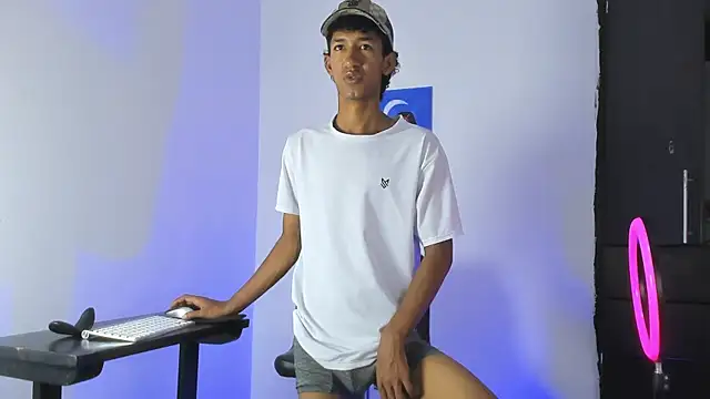 neitan miller  online show from 06/11/26, 01:20