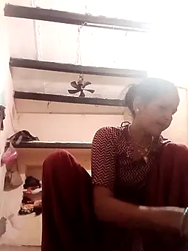 Snapshot of Hasmi_hot09 chatting on 04/05/26, 01:36 Hasmi hot09 online show from 04/05/26, 01:36