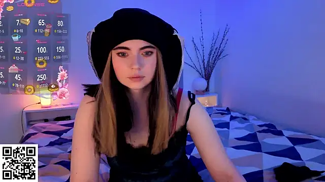 Snapshot of ForEvaRrr chatting on 02/08/26, 08:40 ForEvaRrr online show from 02/08/26, 08:40