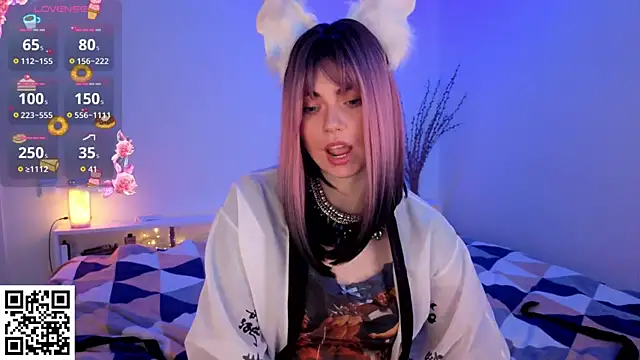 Snapshot of ForEvaRrr chatting on 02/20/26, 06:37 ForEvaRrr online show from 02/20/26, 06:37