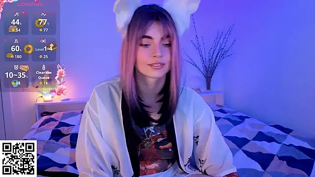 Snapshot of ForEvaRrr chatting on 03/08/26, 08:18 ForEvaRrr online show from 03/08/26, 08:18