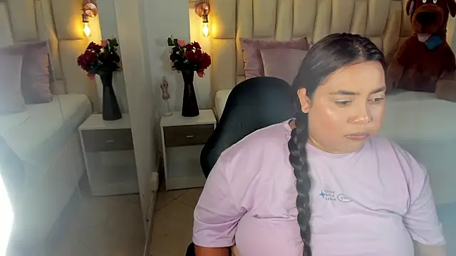 tatikanyx online show from 05/01/26, 01:05
