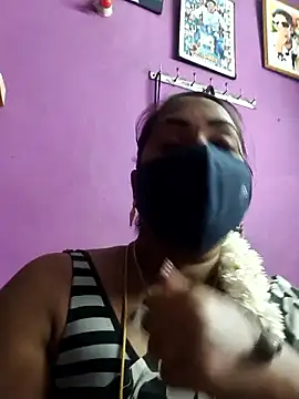 Snapshot of Tamil_Hot_Priya chatting on 01/10/26, 03:47 Tamil Hot Priya online show from 01/10/26, 03:47