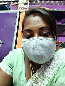 Snapshot of Tamil_Hot_Priya chatting on 02/02/26, 07:23 Tamil Hot Priya online show from 02/02/26, 07:23