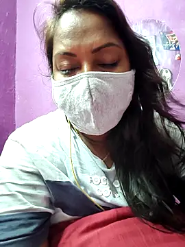 Snapshot of Tamil_Hot_Priya chatting on 02/14/26, 12:51 Tamil Hot Priya online show from 02/14/26, 12:51