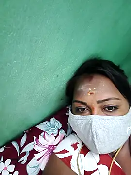 Snapshot of Tamil_Hot_Priya chatting on 02/15/26, 11:34 Tamil Hot Priya online show from 02/15/26, 11:34