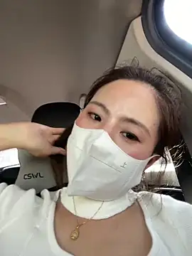 Snapshot of mi-ki1314 chatting on 02/20/26, 06:26 mi-ki1314 online show from 02/20/26, 06:26