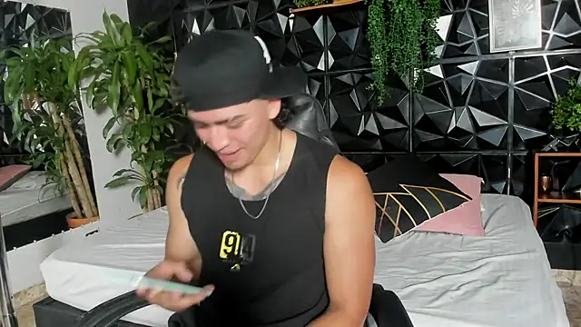 elliot colton online show from 05/11/26, 08:17