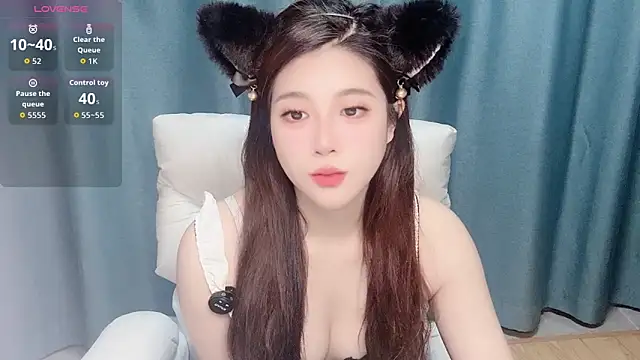 Snapshot of Starlets77 chatting on 03/04/26, 12:55 Starlets77 online show from 03/04/26, 12:55