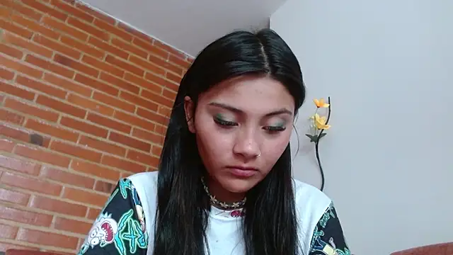 Lia rouse04 online show from 06/09/26, 01:23