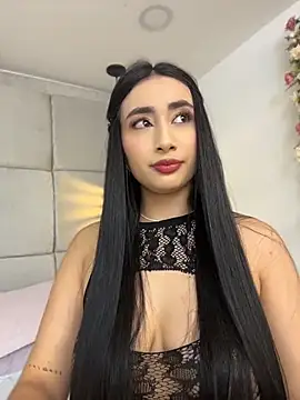 IvonneOwen online show from 06/26/26, 03:22