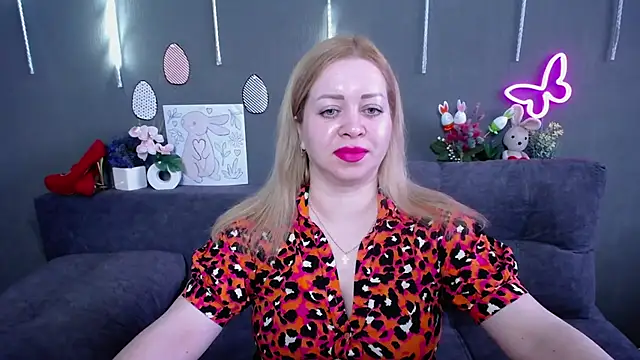 Snapshot of OliviaVerr chatting on 03/29/26, 06:35 OliviaVerr online show from 03/29/26, 06:35