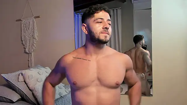 Snapshot of Thiago_moretti chatting on 03/08/26, 02:04 Thiago moretti online show from 03/08/26, 02:04