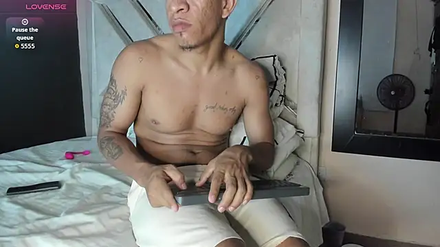 Snapshot of antonio_aguilarx chatting on 03/04/26, 01:11 antonio aguilarx online show from 03/04/26, 01:11