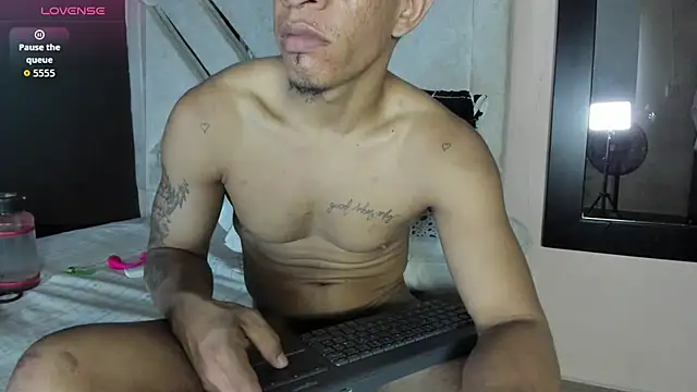 Snapshot of antonio_aguilarx chatting on 03/17/26, 09:29 antonio aguilarx online show from 03/17/26, 09:29