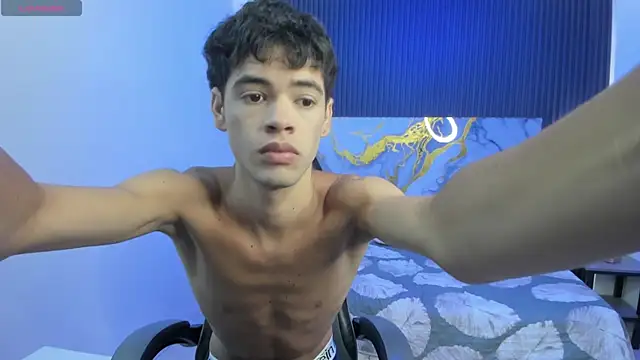 Dark Desiree18 online show from 04/09/26, 12:10