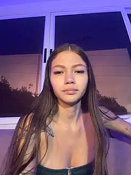 Snapshot of EmmaJhoons chatting on 02/10/26, 11:58 EmmaJhoons online show from 02/10/26, 11:58