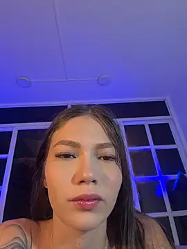 Snapshot of EmmaJhoons chatting on 02/20/26, 12:05 EmmaJhoons online show from 02/20/26, 12:05