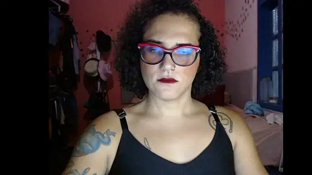 Snapshot of Queen_Domme_de_paus chatting on 01/14/26, 10:58 Queen Domme de paus online show from 01/14/26, 10:58