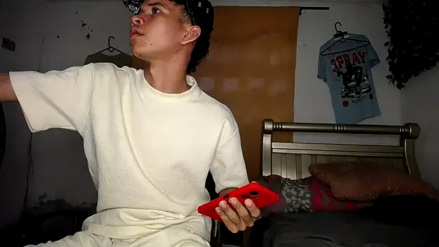 Snapshot of GOD_JOL chatting on 03/16/26, 10:58 GOD JOL online show from 03/16/26, 10:58