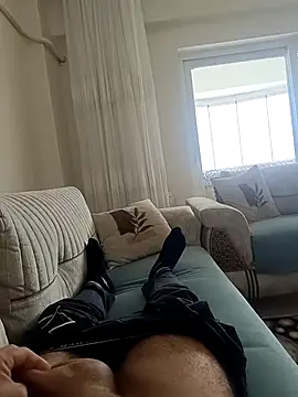 berk denizz 32 online show from 04/19/26, 11:31