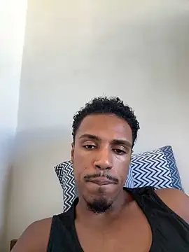LorenzoBlack27 online show from 04/24/26, 06:43