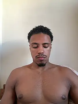 LorenzoBlack27 online show from 06/26/26, 08:24