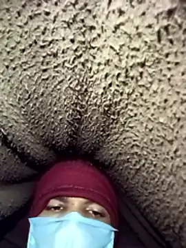 Snapshot of Cute_boy4651 chatting on 01/11/26, 03:33 Cute boy4651 online show from 01/11/26, 03:33