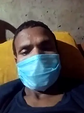 Snapshot of Cute_boy4651 chatting on 01/11/26, 04:23 Cute boy4651 online show from 01/11/26, 04:23