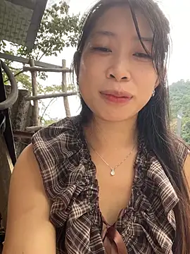 Snapshot of Mayly_lucky2 chatting on 07/26/26, 01:47 Mayly lucky2 online show from 07/26/26, 01:47