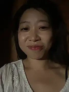 Snapshot of Mayly_lucky2 chatting on 07/27/26, 11:45 Mayly lucky2 online show from 07/27/26, 11:45