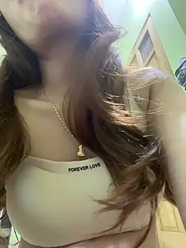 Angela loveee online show from 05/13/26, 09:17