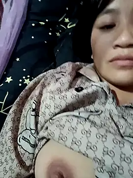 Snapshot of han-camx chatting on 02/15/26, 07:05 han-camx online show from 02/15/26, 07:05