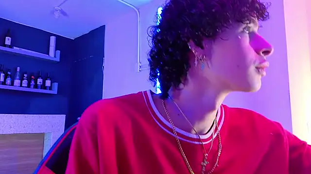 Snapshot of nova_salvatore chatting on 01/17/26, 04:06 nova salvatore online show from 01/17/26, 04:06