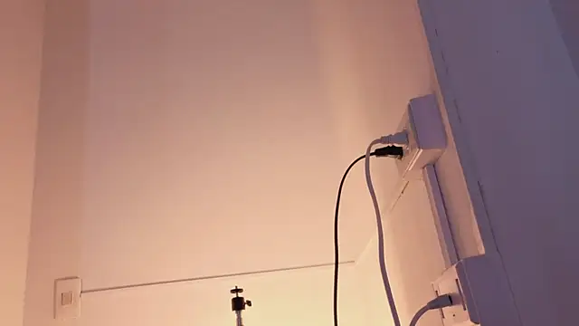 Snapshot of nova_salvatore chatting on 02/08/26, 03:54 nova salvatore online show from 02/08/26, 03:54