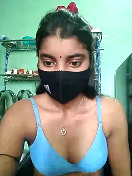 Snapshot of Erotic-Girl chatting on 02/09/26, 05:55 Erotic-Girl online show from 02/09/26, 05:55