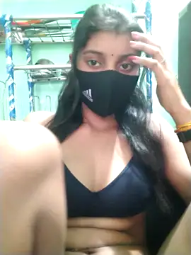Snapshot of Erotic-Girl chatting on 02/16/26, 11:50 Erotic-Girl online show from 02/16/26, 11:50