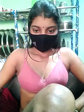 Snapshot of Erotic-Girl chatting on 03/01/26, 01:51 Erotic-Girl online show from 03/01/26, 01:51