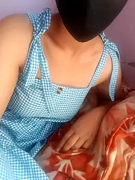 Snapshot of eddy_girl chatting on 02/02/26, 07:29 eddy girl online show from 02/02/26, 07:29