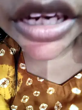 Snapshot of Desi_Nil_pori chatting on 02/22/26, 04:49 Desi Nil pori online show from 02/22/26, 04:49