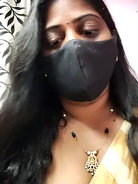 Snapshot of suma_telugu1 chatting on 07/10/26, 01:21 suma telugu1 online show from 07/10/26, 01:21