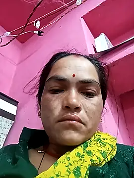 Snapshot of Sonam15884 chatting on 02/17/26, 09:32 Sonam15884 online show from 02/17/26, 09:32