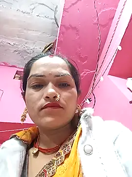 Snapshot of Sonam15884 chatting on 02/20/26, 10:32 Sonam15884 online show from 02/20/26, 10:32