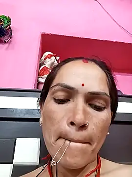 Sonam15884 online show from 05/17/26, 10:44