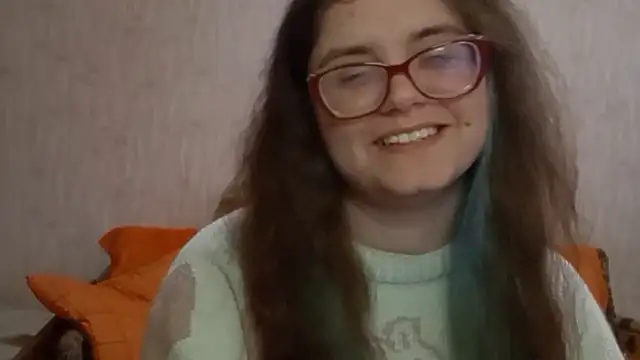 Snapshot of Miyabeee chatting on 02/07/26, 08:18 Miyabeee online show from 02/07/26, 08:18