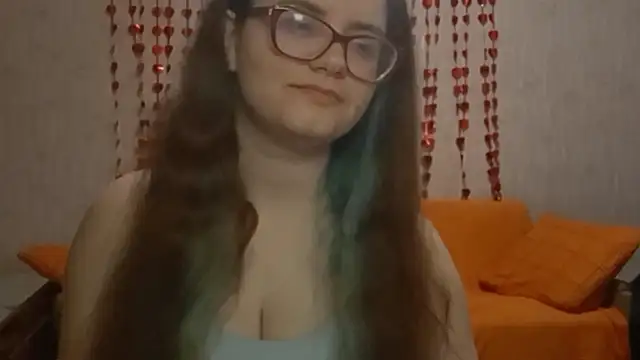 Snapshot of Miyabeee chatting on 03/09/26, 04:27 Miyabeee online show from 03/09/26, 04:27