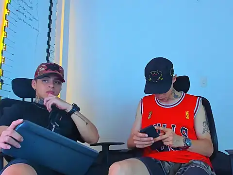 Snapshot of Thomas-Wil chatting on 02/03/26, 02:53 Thomas-Wil online show from 02/03/26, 02:53