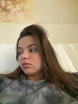 Snapshot of LadyinBed99 chatting on 02/14/26, 07:38 LadyinBed99 online show from 02/14/26, 07:38