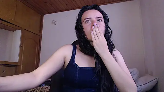Snapshot of Shanel_Lozano chatting on 03/23/26, 06:12 Shanel Lozano online show from 03/23/26, 06:12